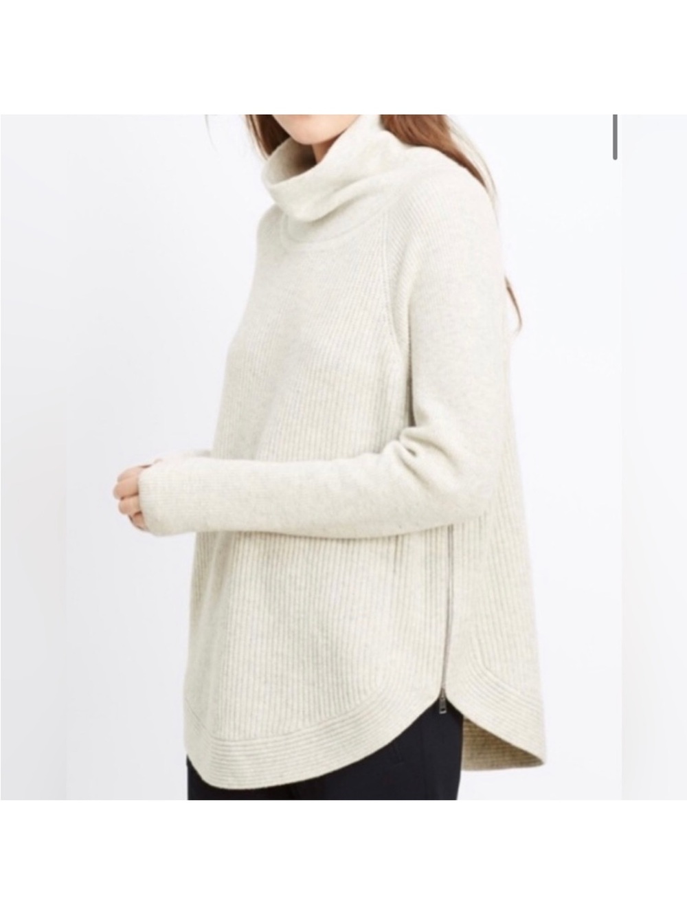 Vince, cowl neck/turtleneck chunky knit sweater, size S, White